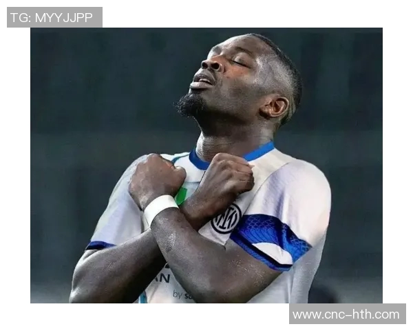 小图拉姆重返球队合练状态良好力争周末联赛首秀 小图拉姆重返球队合练状态良好力争周末联赛首秀