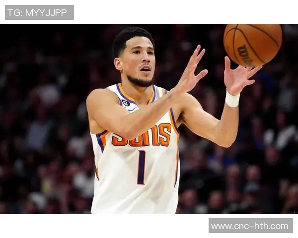 布克高效表现16投10中罚球全中独得31分助球队争胜