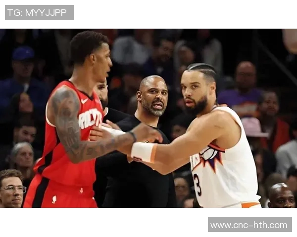 乌度卡调侃狄龙全场互动揭秘两人赛场幽默瞬间