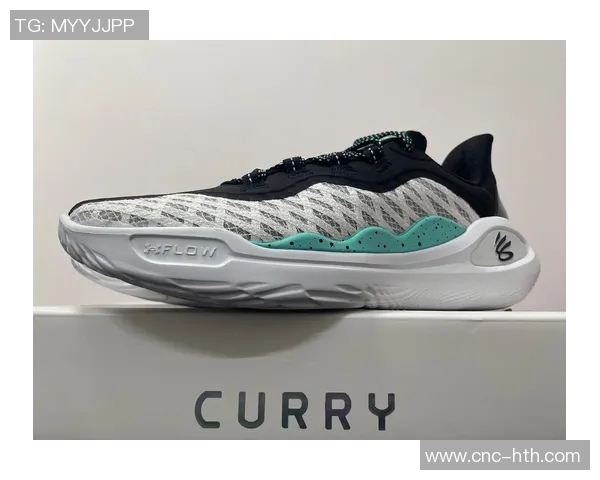 库里谈第三次穿女款签名鞋的感受与赛季鞋款选择的变化